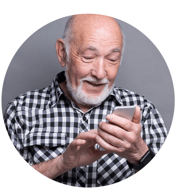 elderly_man_with_mobile_phone